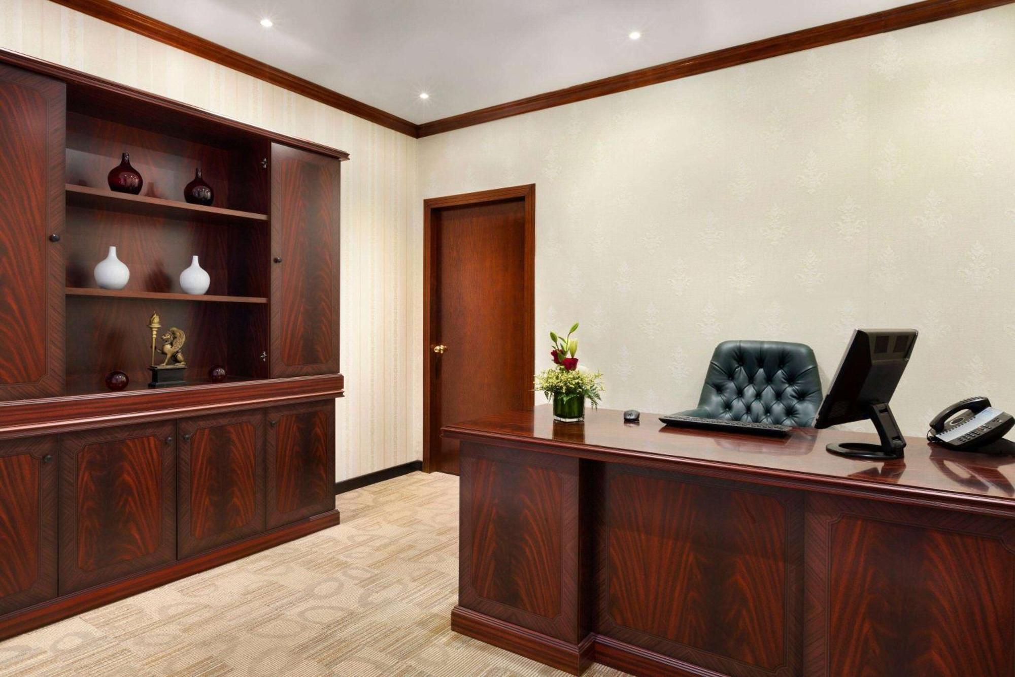 Hawthorn By Wyndham Hotel